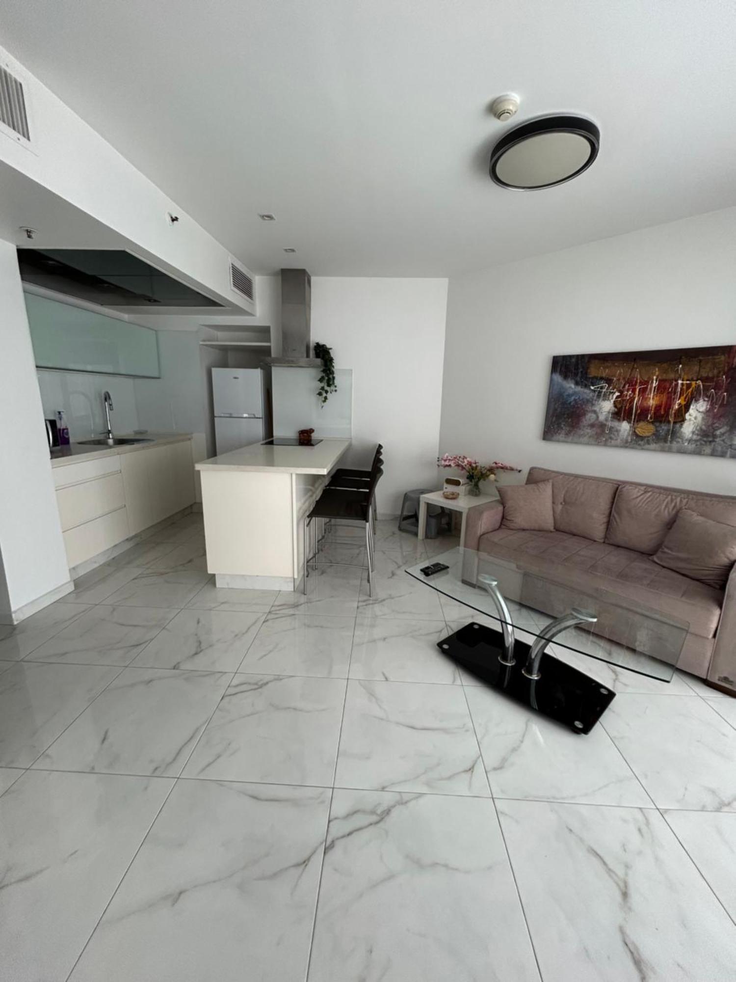 סוויטת אהבה מתוקה על הים-Sweet Love Suite On The Sea Bat Yam Exterior photo